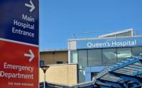 Queen's Hospital ED entrance sign